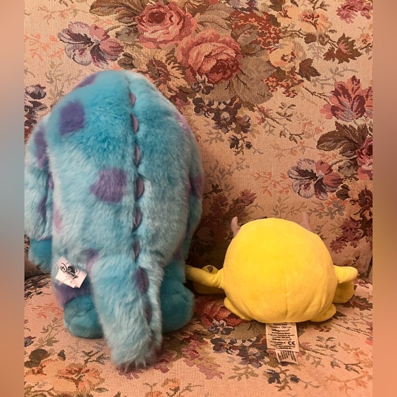 Disney Pixar - Monsters Inc - Mike and Sulley Plushies - Picture 4 of 4
